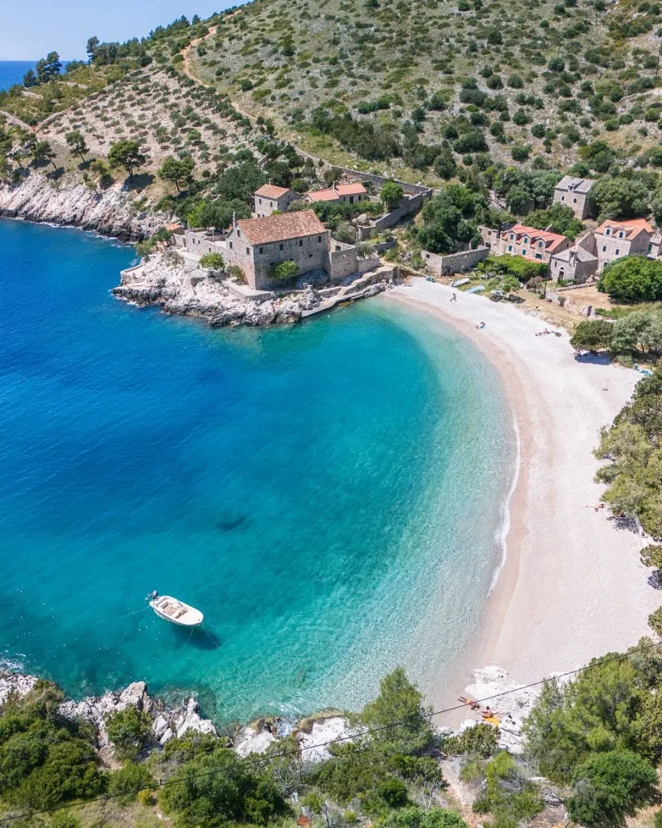 Dubovica Beach  photo 1