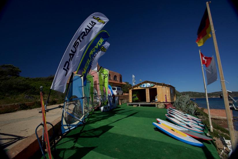 Windsurf Teachers and Assistants wanted - Porto Pollo