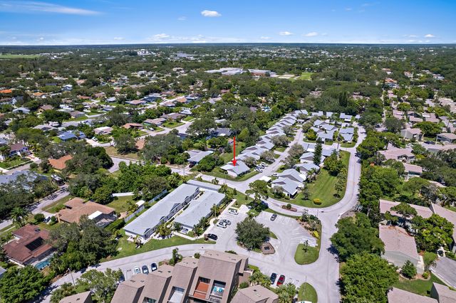 Drone Photos 301 Windrush Loop, Tarpon Springs, FL 34689, USA7