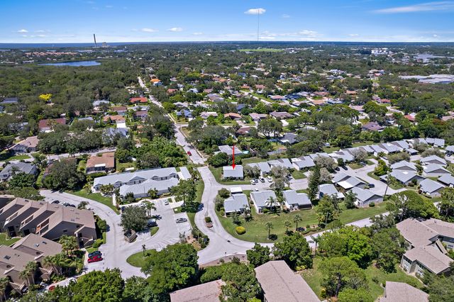 Drone Photos 301 Windrush Loop, Tarpon Springs, FL 34689, USA8