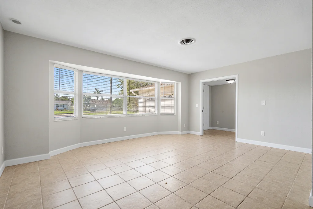Listing photos-8