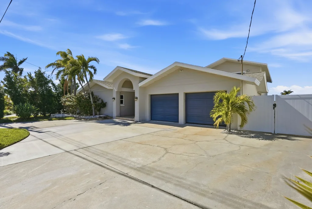 2822_W_Vina_Del_Mar_Blvd_St_Pete_Beach_FL_33706_-_Kristen_Burke_004