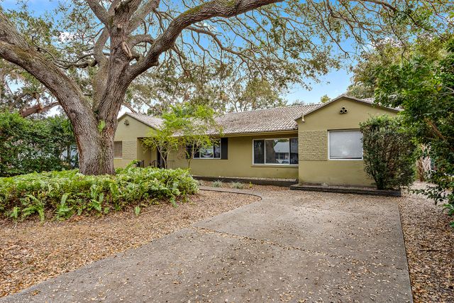 Exterior and Interior Photos 1746 23rd Ave N, St. Petersburg, FL 33713, USA-1