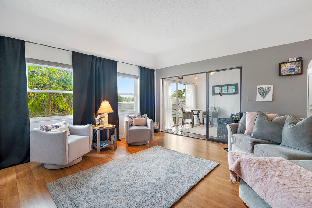 Exterior and Interior Photos 1404 Cordova Grn, Seminole, FL 33777, USA-9