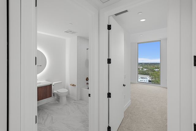 Exterior and Interior Photos 777 3rd Ave N, St. Petersburg, FL 33701, USA 2