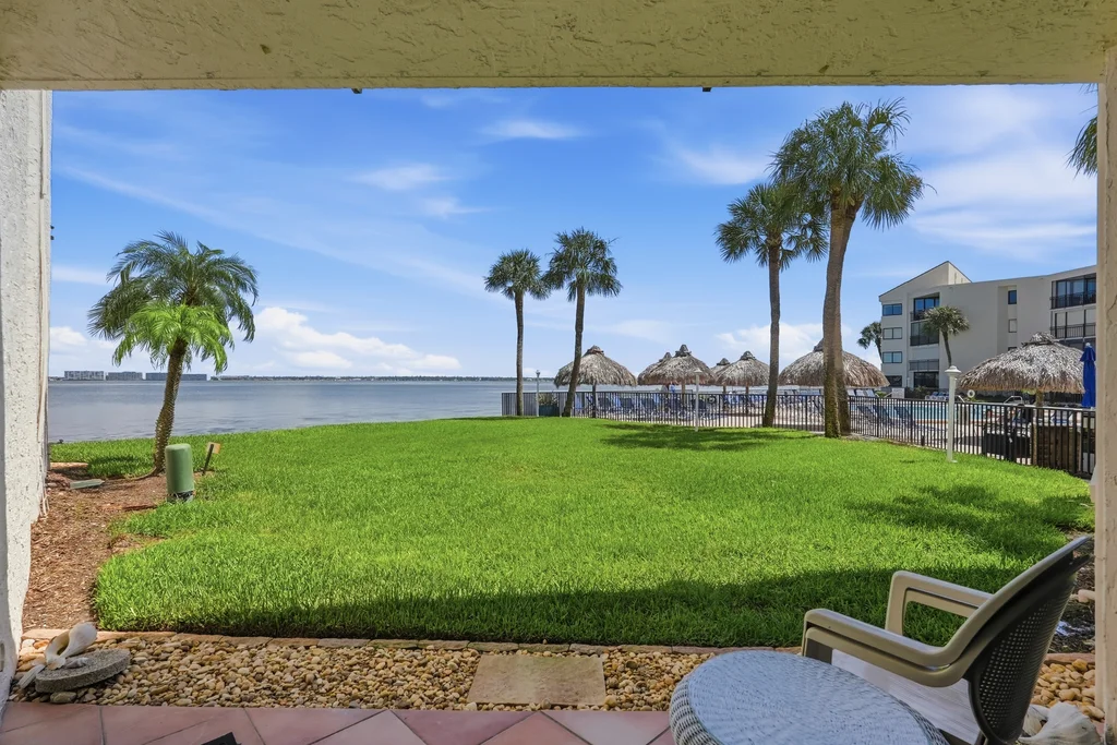 Listing Photos-22