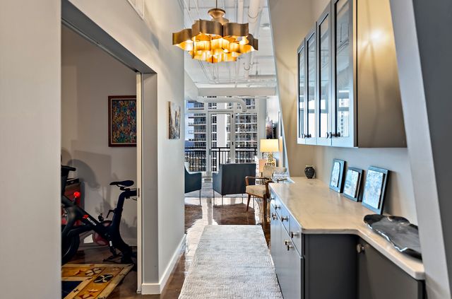 Exterior and Interior Photos 175 2nd St S, St. Petersburg, FL 33701, USA-2