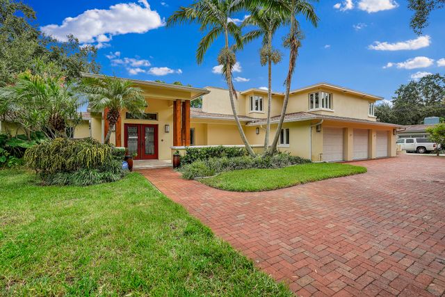 Exterior and Interior Photos 6000 2nd St S, St. Petersburg, FL 33705, USA-1