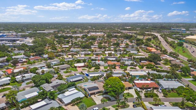 Drone Photos 5244 40th St S, St. Petersburg, FL 33711, USA1