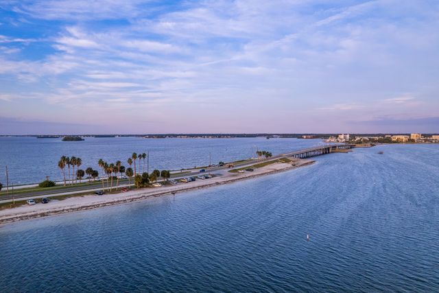 200 Woodette Dr, Dunedin, FL 34698, USA -12