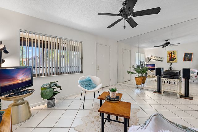 Exterior and Interior Photos 2420 Winding Creek Blvd, Clearwater, FL 33761, USA-5