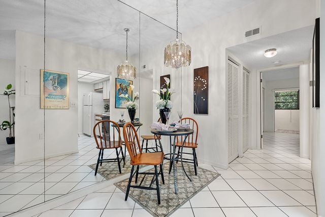 Exterior and Interior Photos 2420 Winding Creek Blvd, Clearwater, FL 33761, USA-6