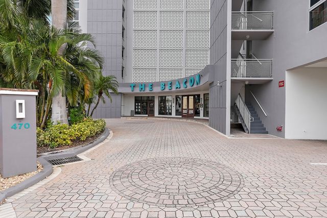 Exterior and Interior Photos 470 3rd St S, St. Petersburg, FL 33701, USA 1