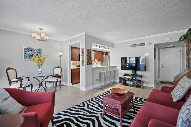 Exterior and Interior Photos 470 3rd St S, St. Petersburg, FL 33701, USA 20
