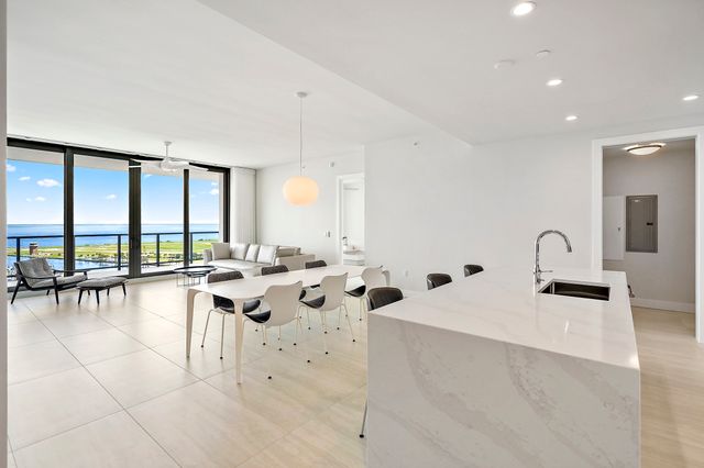 Exterior and Interior Photos 301 1st St S, St. Petersburg, FL 33701, USA-13