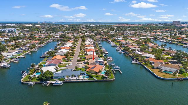 Drone Photos 4329 40th St S, St. Petersburg, FL 33711, USA 3
