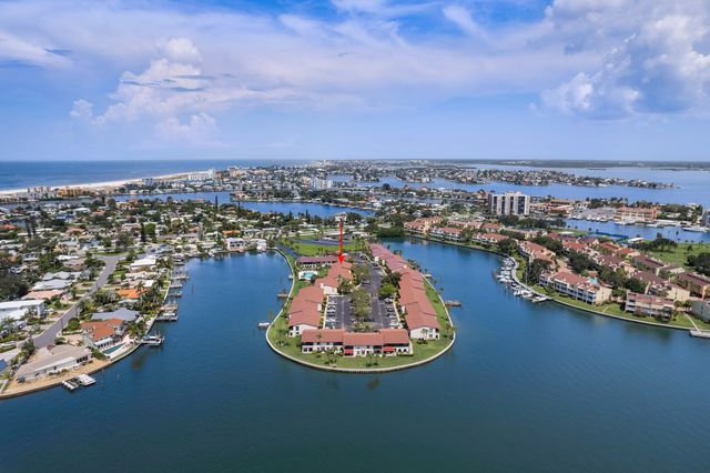 Drone Photos 507 Plaza Seville Ct, Treasure Island, FL 33706, USA4