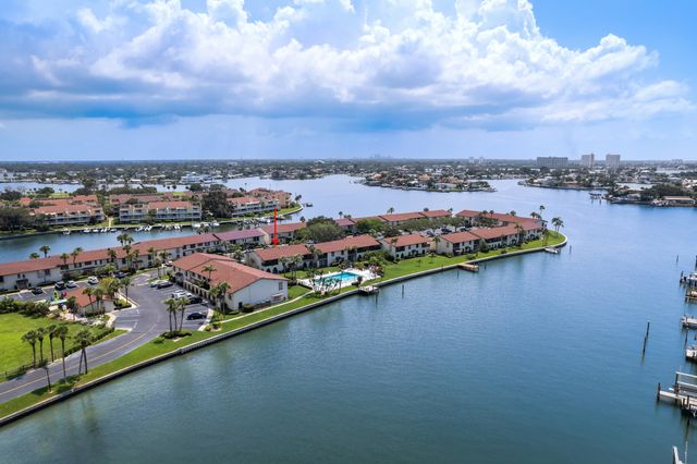 Drone Photos 507 Plaza Seville Ct, Treasure Island, FL 33706, USA7