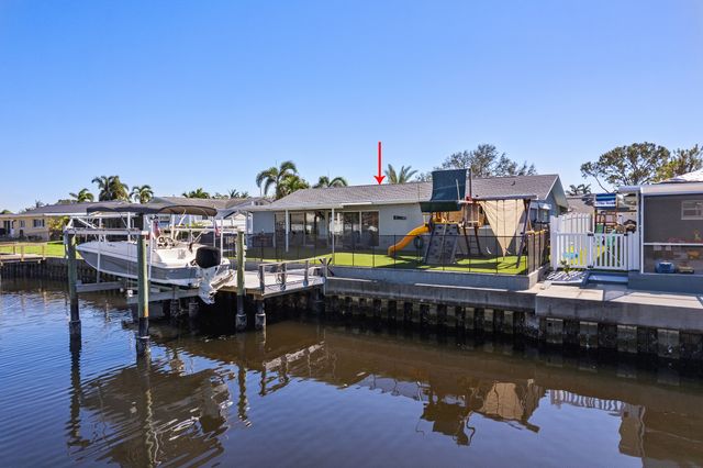 Drone Photos 1449 48th Ave NE, St. Petersburg, FL 33703, USA 8