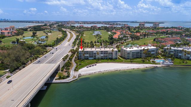 Drone Photos 5701 Bahia Del Mar Cir N, St. Petersburg, FL 33715, USA3