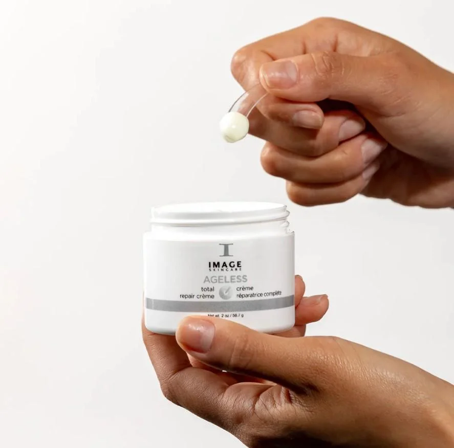 Омолоджуючий нічний крем Image Skincare Ageless Total Repair Crème