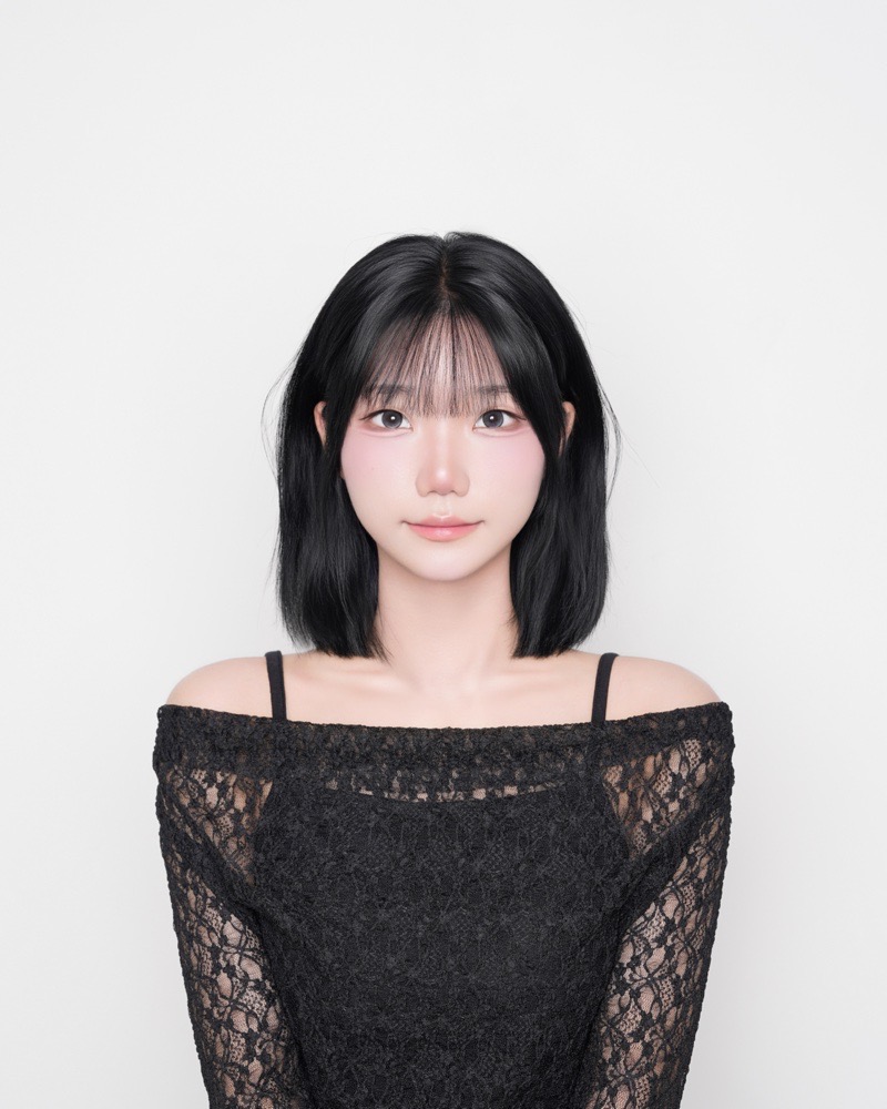 정*아