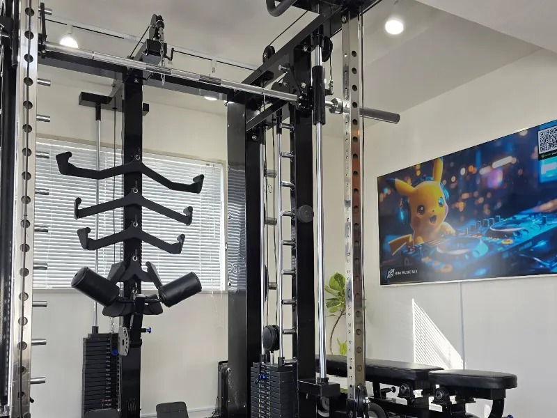 大型モニターで映像と音楽