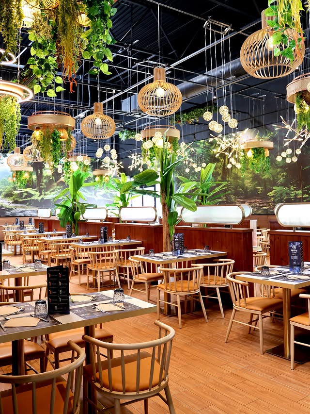 RESTAURANT PACIFIC 37 9