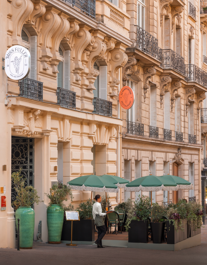 LE SERPENTINE RESTAURANT 2