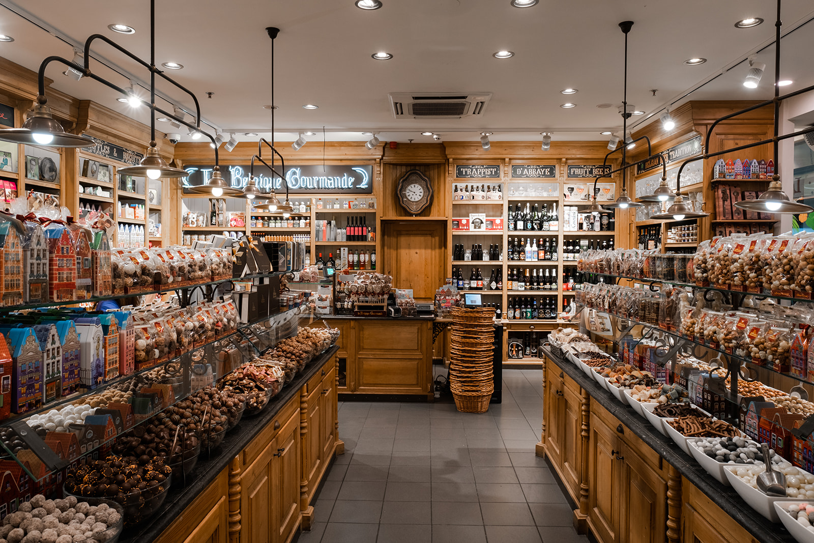 LA BELGIQUE GOURMANDE (RUE DE L'ETUVE) 5