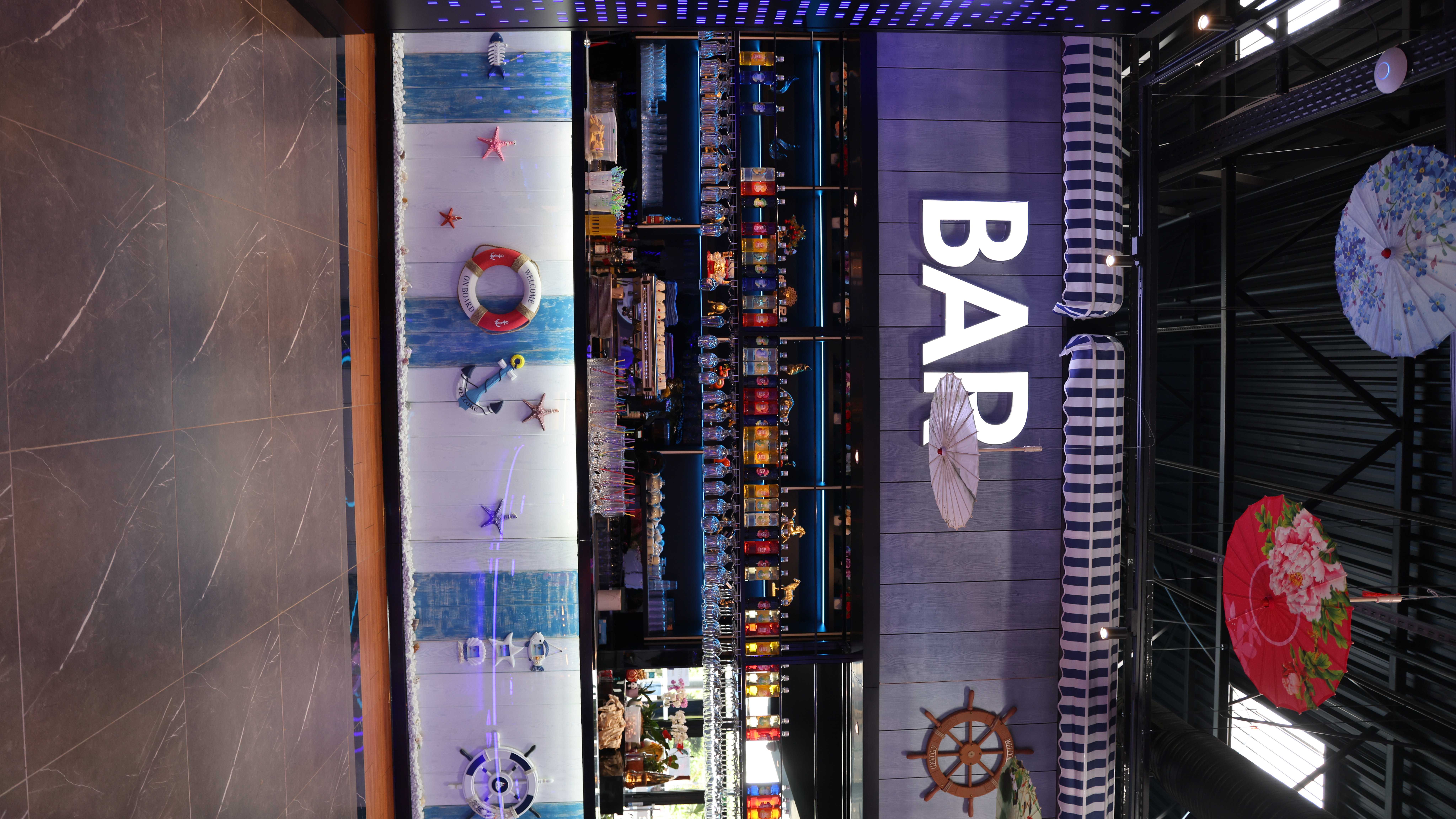 RESTAURANT PACIFIC 37 2