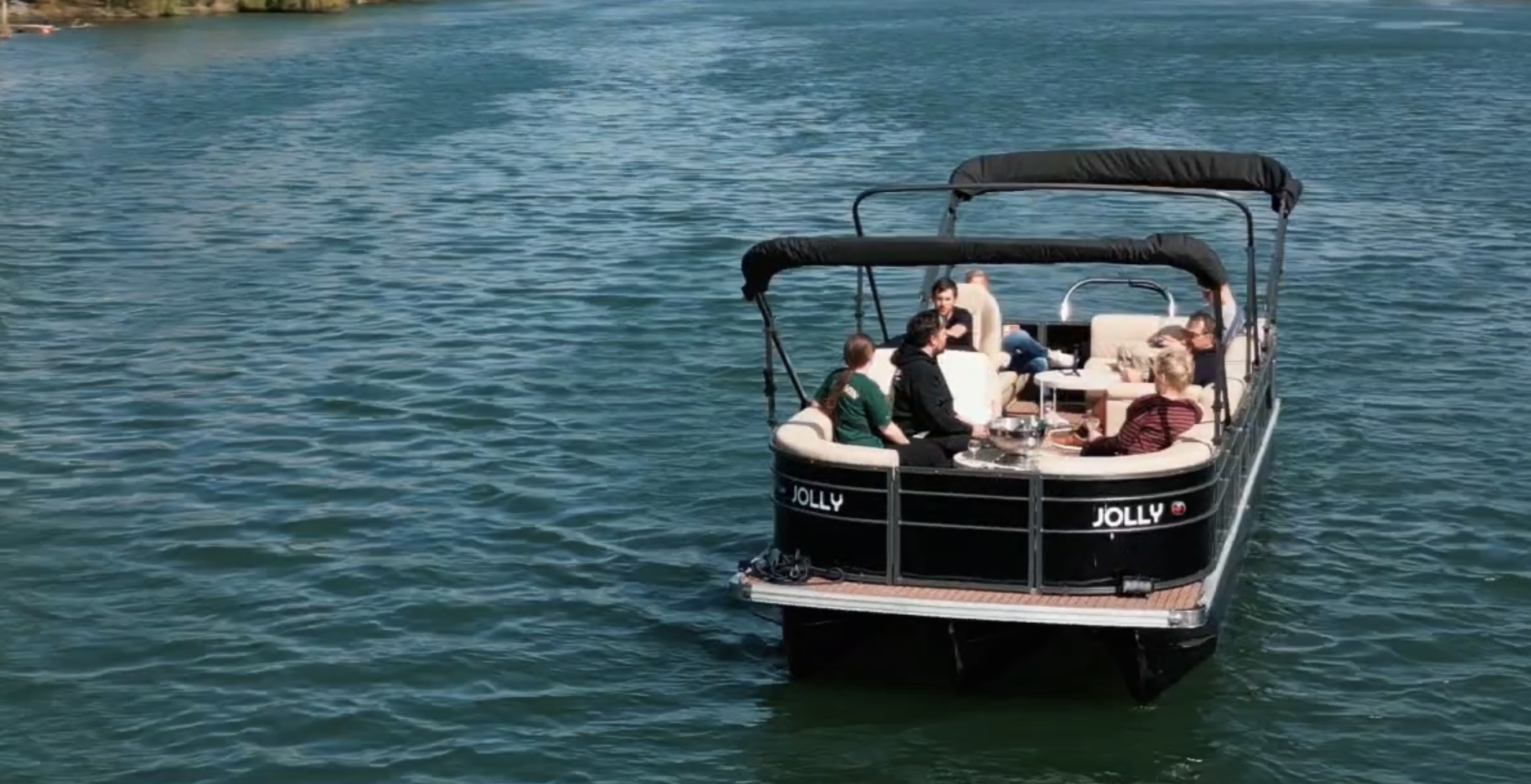 JOLLY - CROISIÈRES PRIVATIVES SUR LA SEINE 8