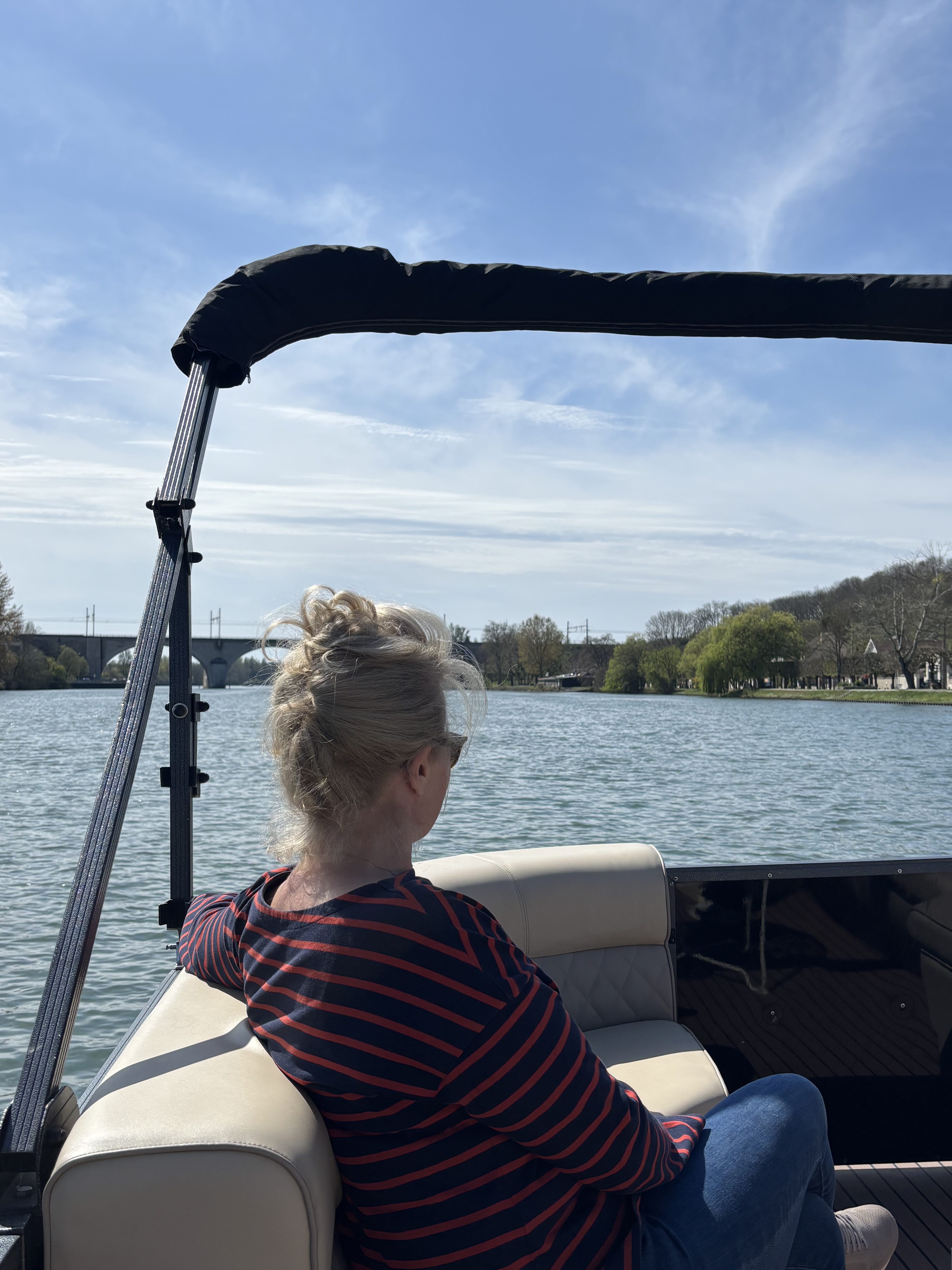 JOLLY - CROISIÈRES PRIVATIVES SUR LA SEINE 3