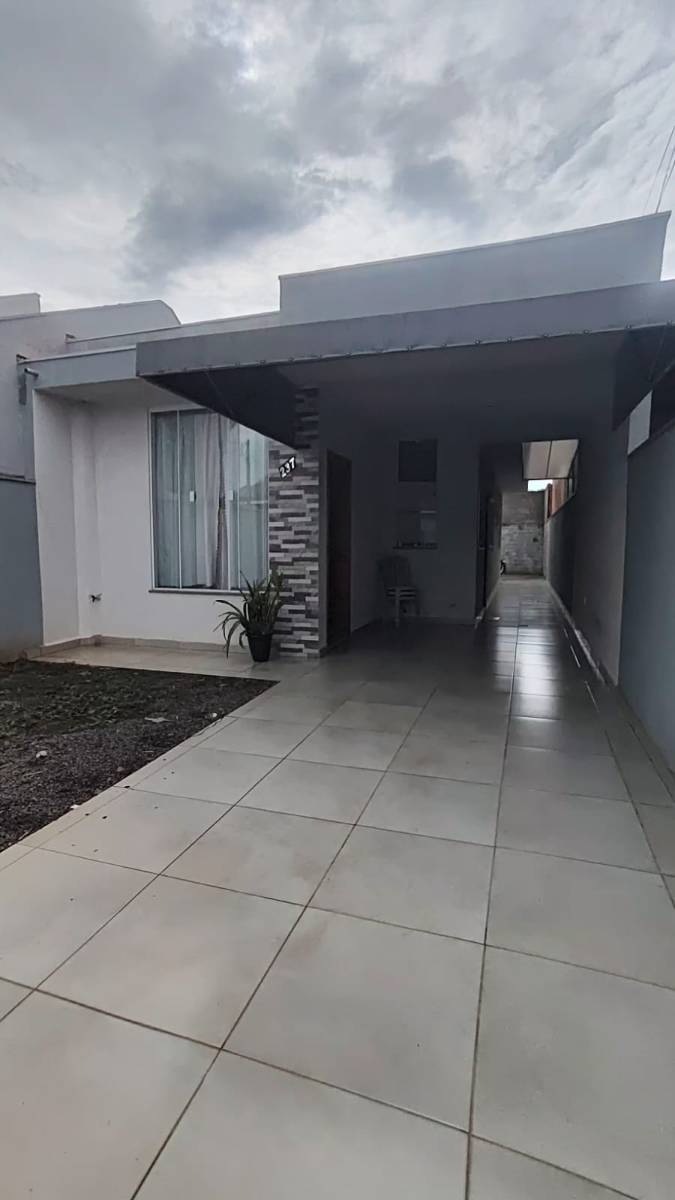 Casa com 2 quartos, Jardim Sant'Anna - Mandaguaçu