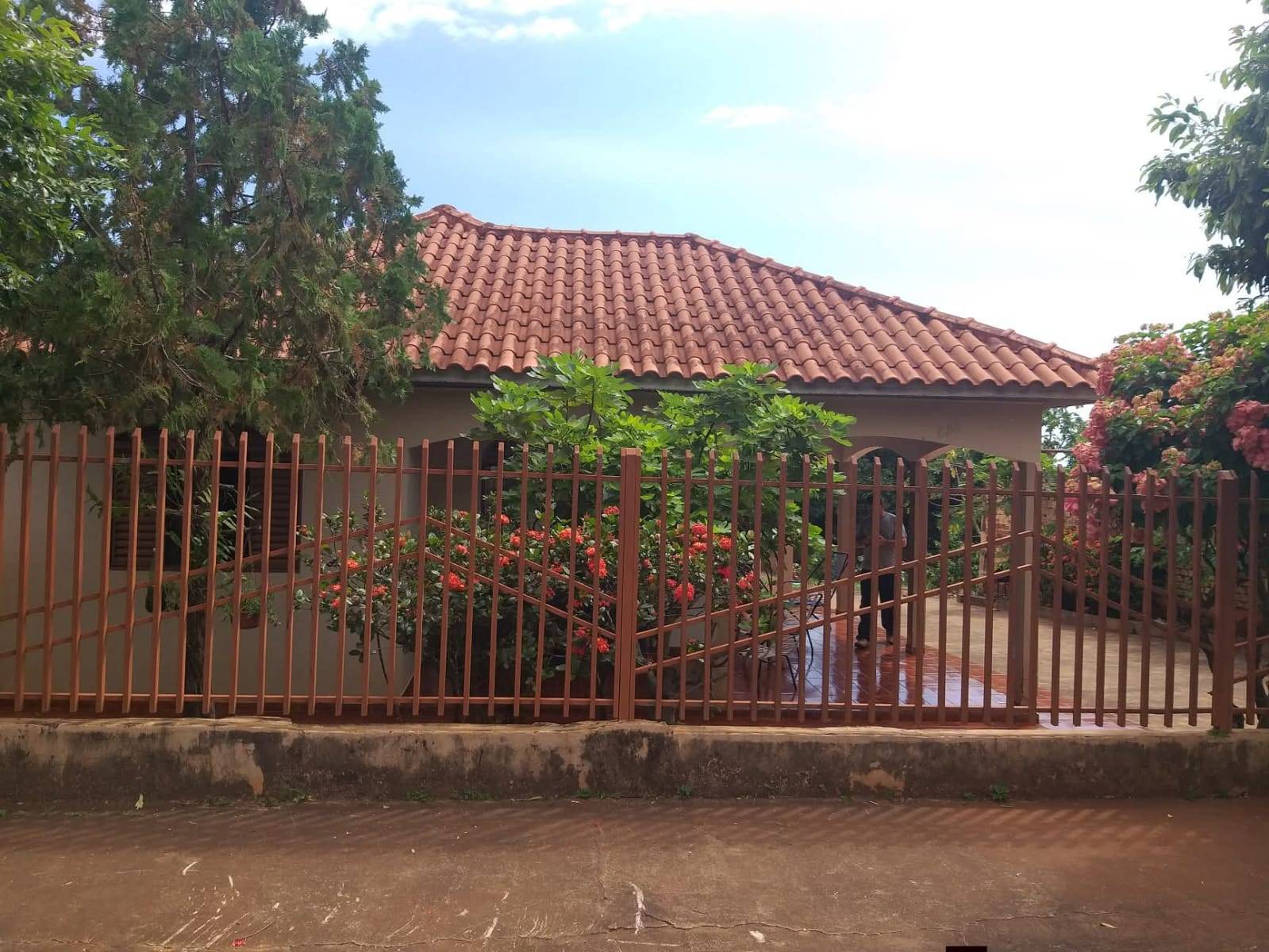 Casa com 3 quartos, Centro - Itambé
