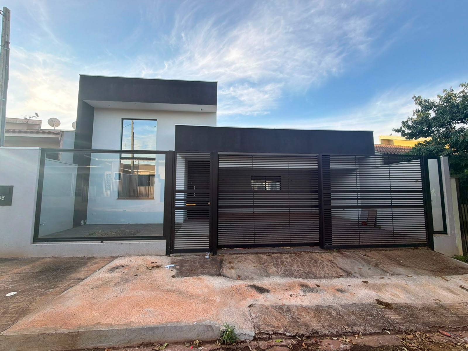 Casa com 3 quartos, Jardim Bela Vista 2 - Mandaguaçu