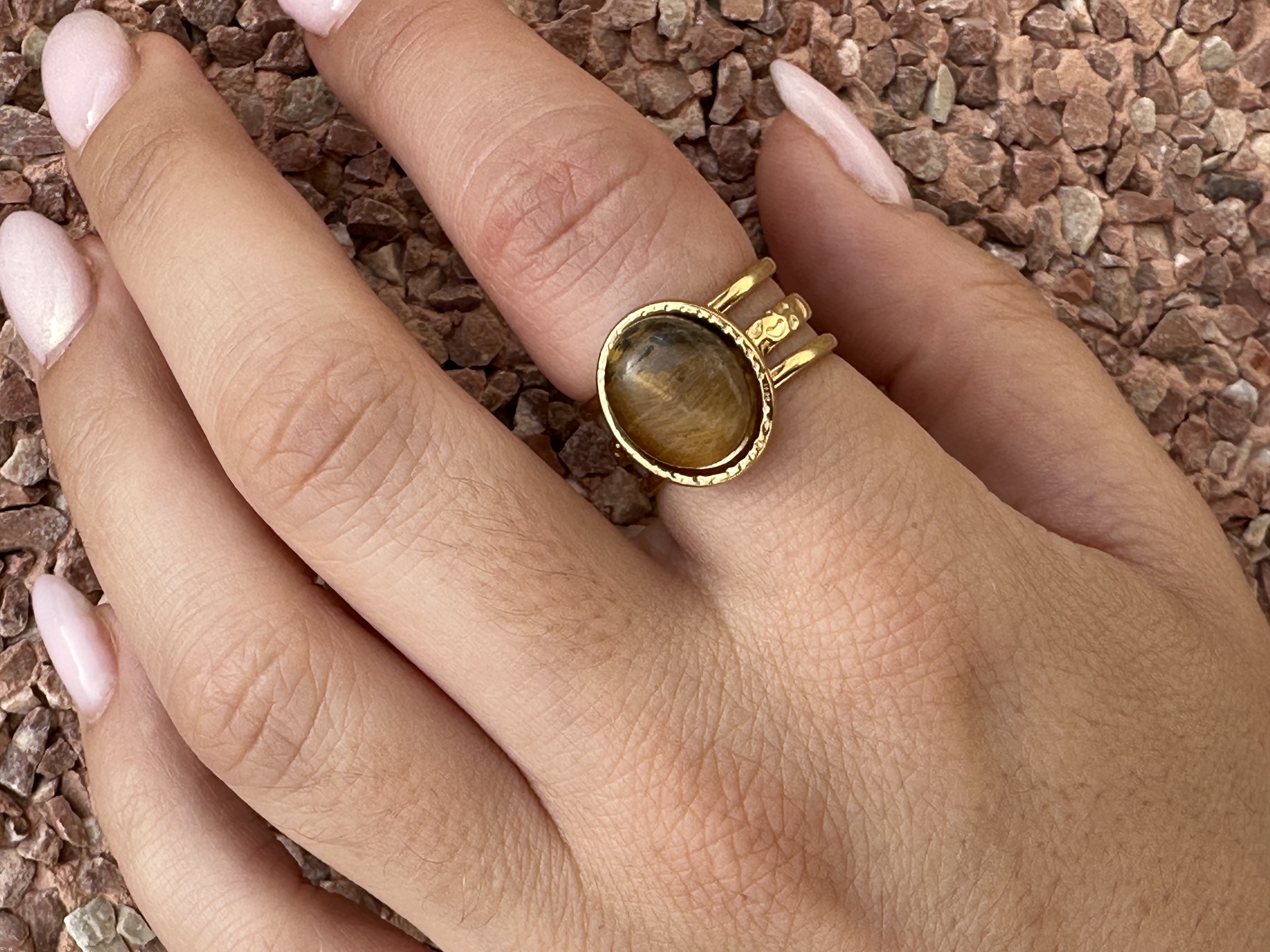 Anillo ojo tigre