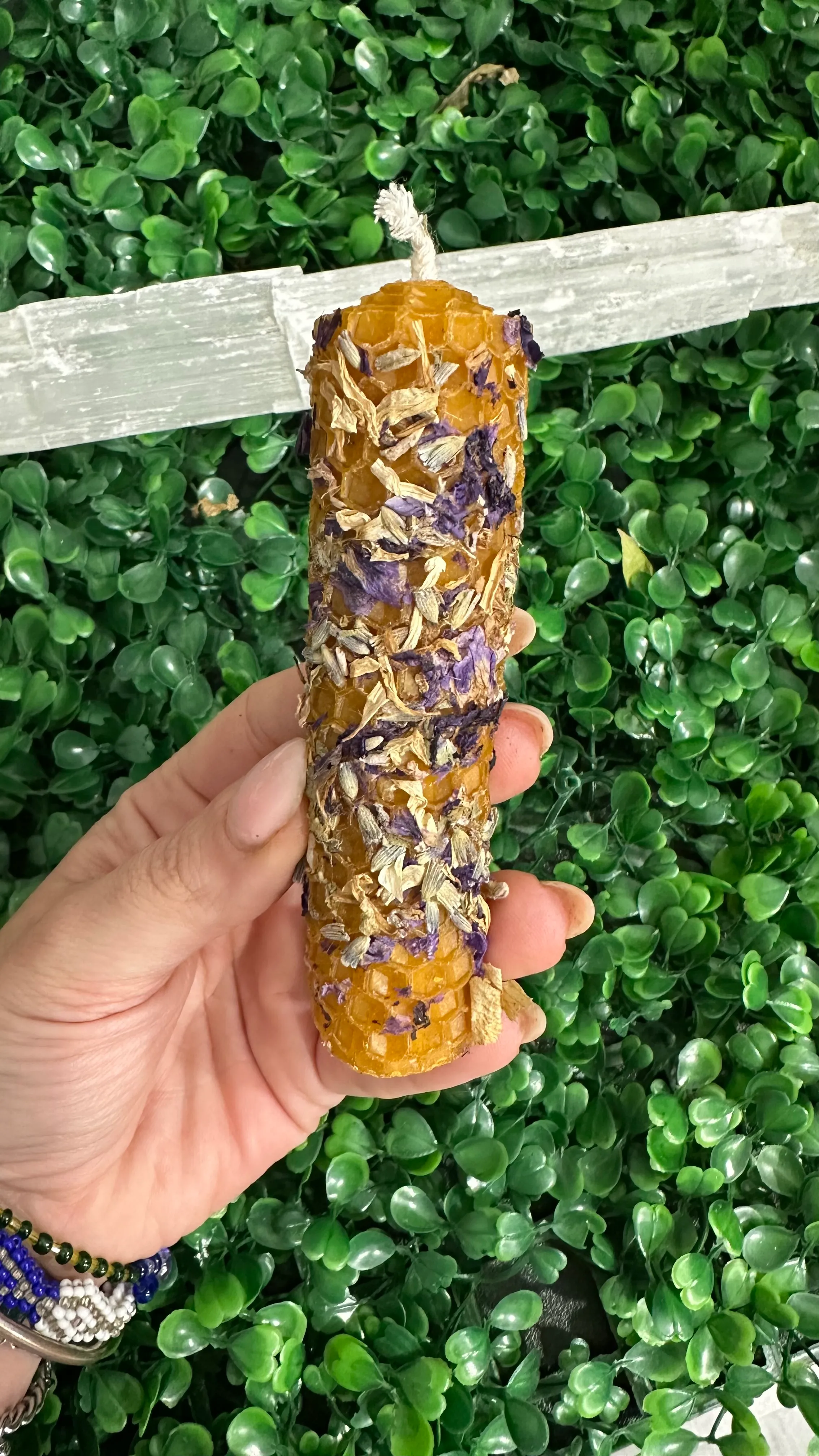 Producto Bella Bruja: VELA PANAL DE MIEL CALMA PROFUNDA Y PAZ EMOCIONAL