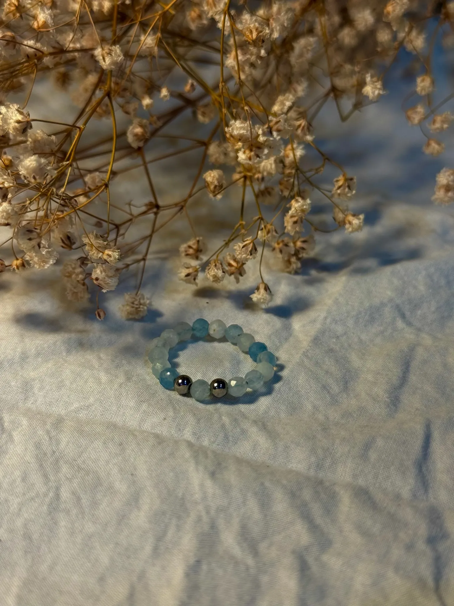 Producto Bella Bruja: Anillo Mineral Aguamarina