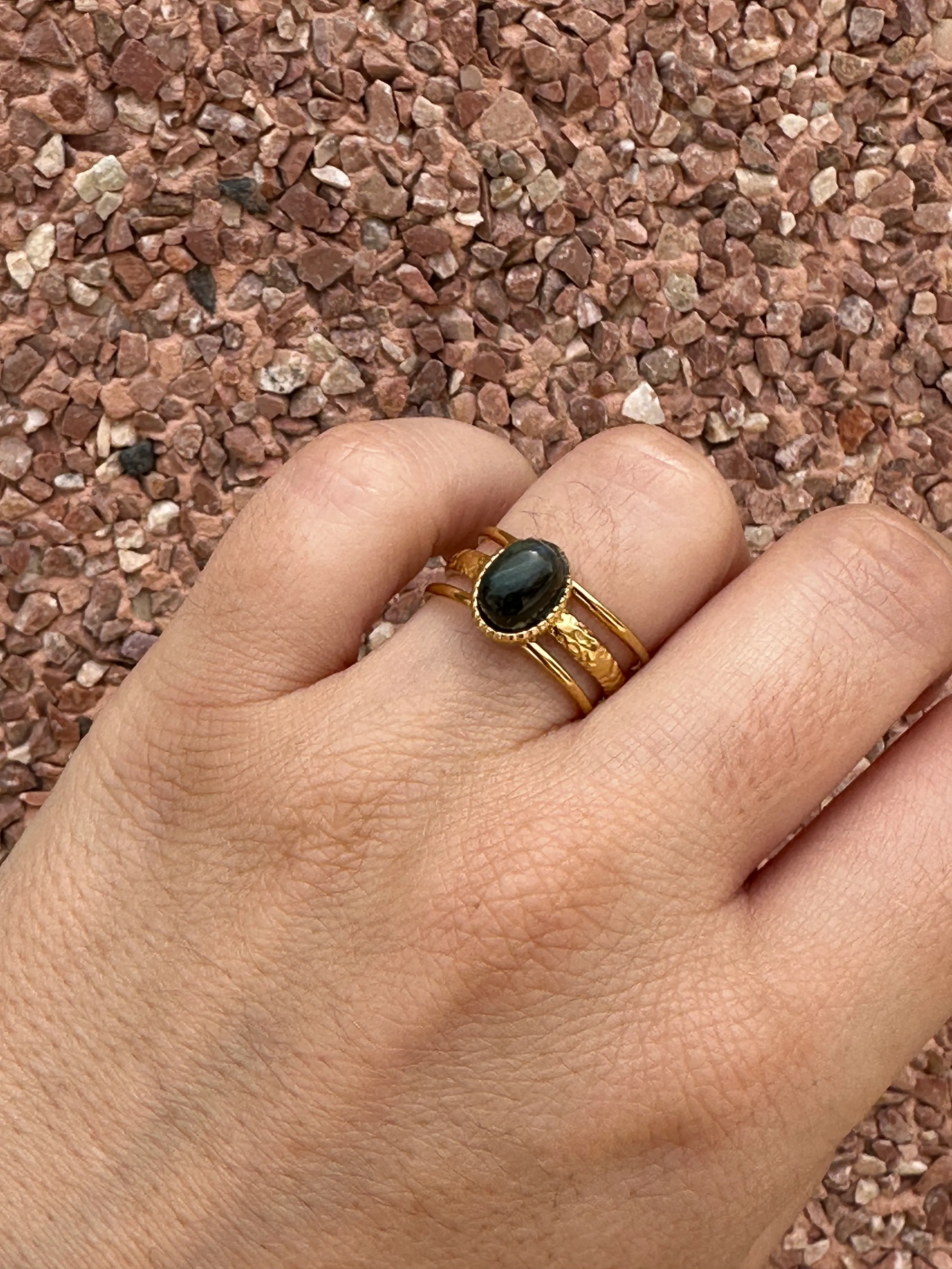 Producto Bella Bruja: Anillo labradorita