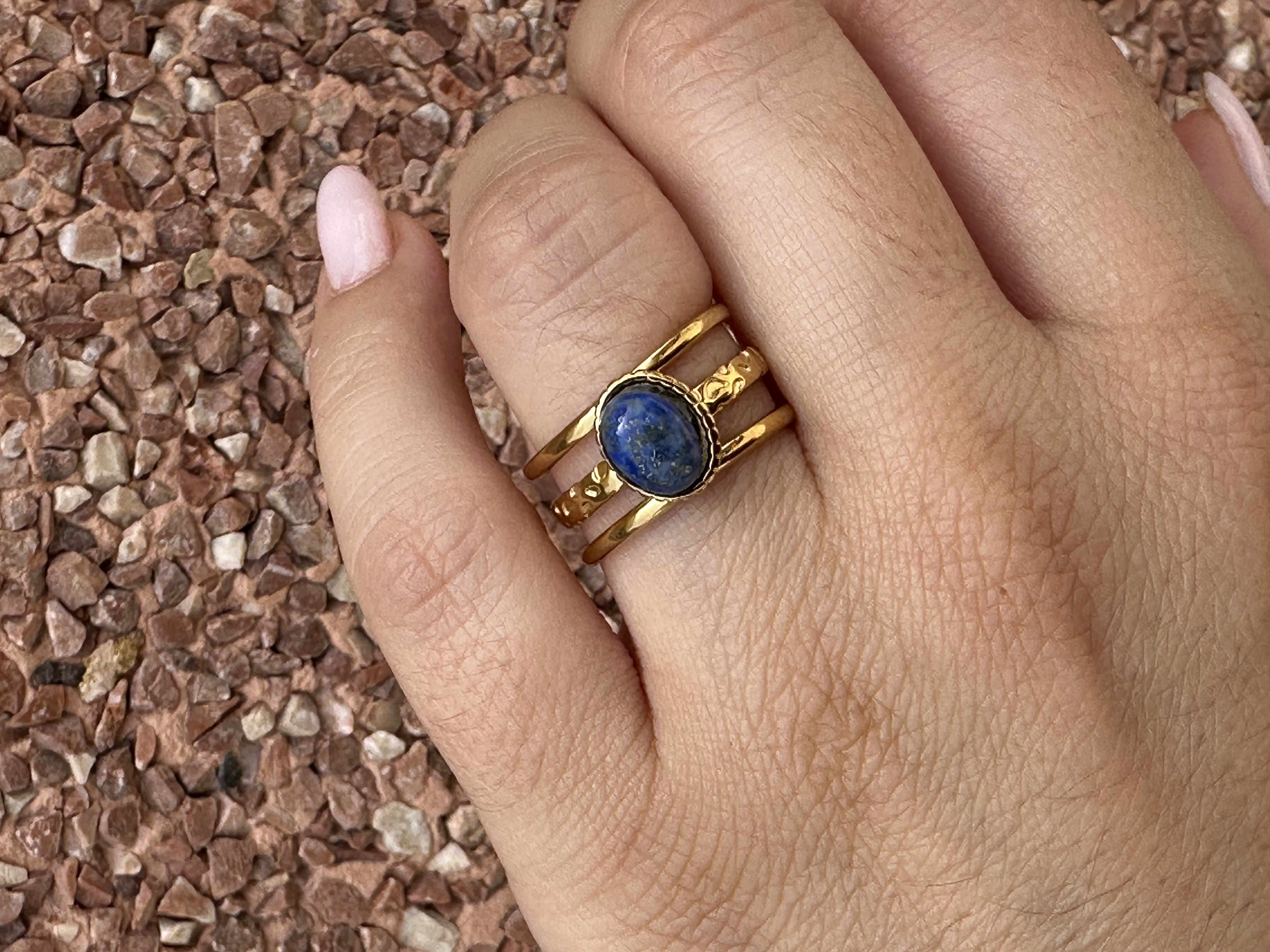 Producto Bella Bruja: Anillo lapislázuli