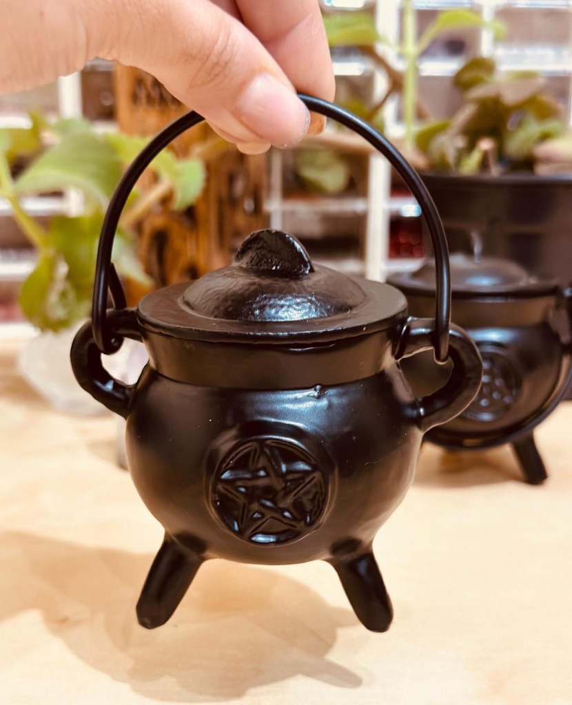 imagen de CALDERITO BRUJA PQ