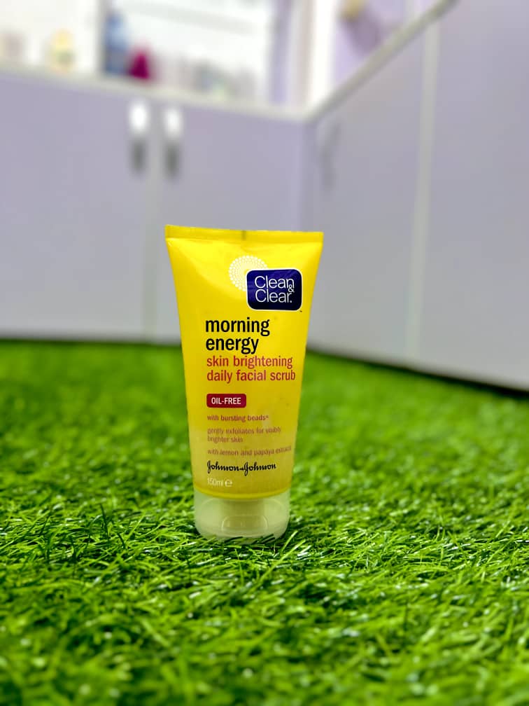 Clean & Clear Morning Energy Skin Brightening Daily Facial Scrub 