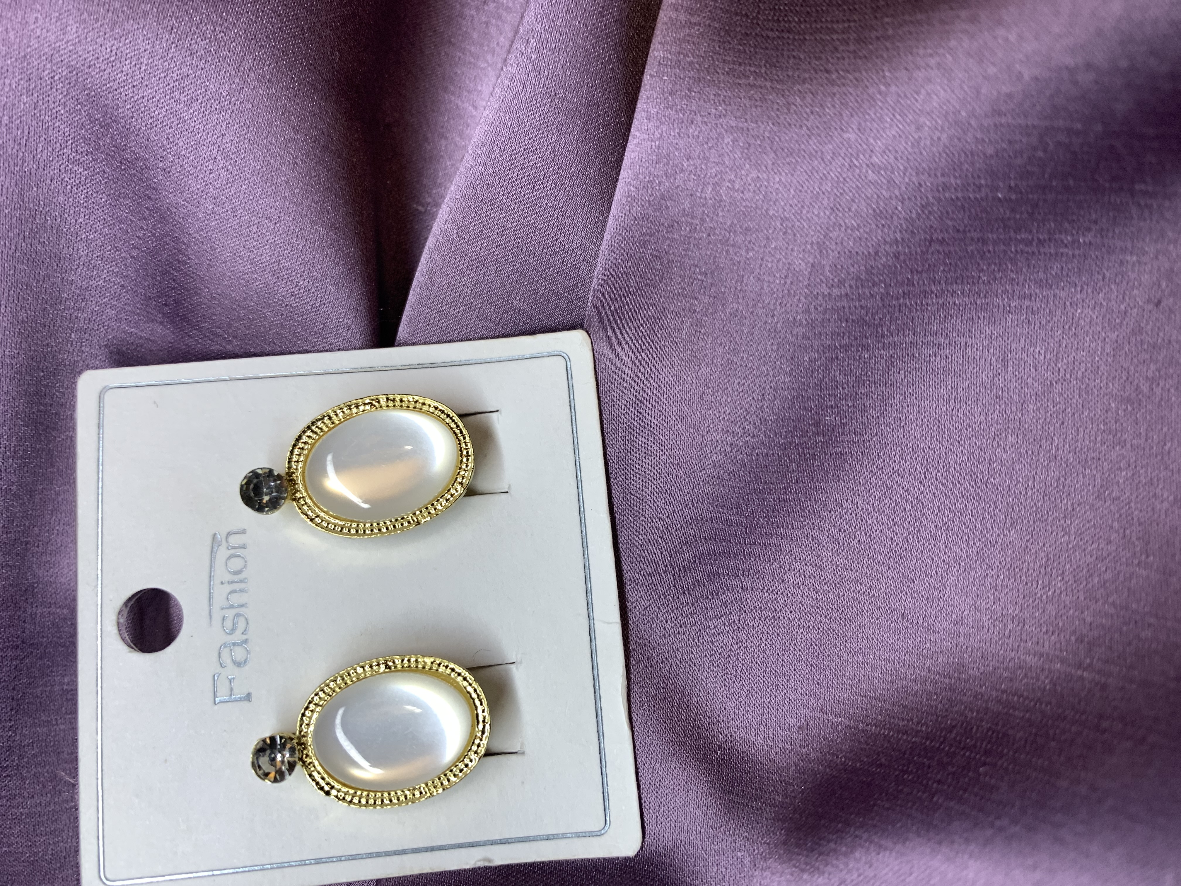 Clip on earrings 