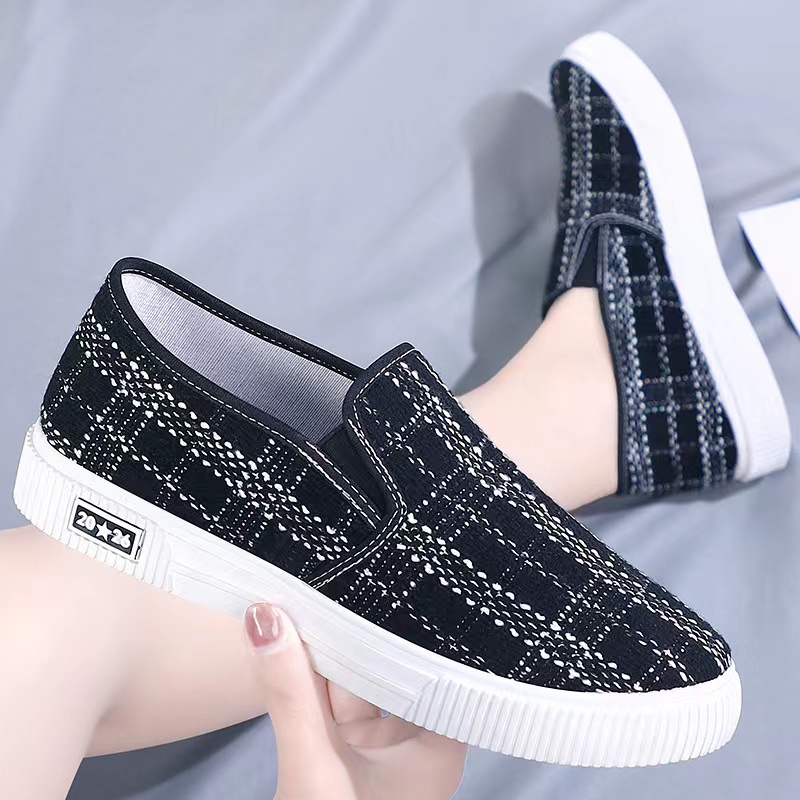 New women Tennis sneakers