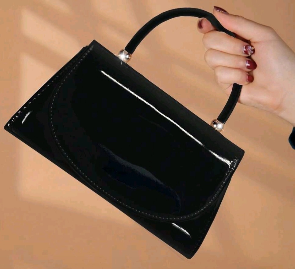 Lady’s classy Handbag