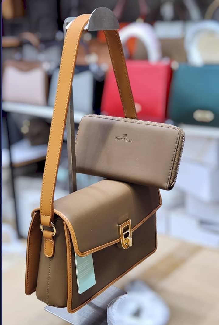 shoulder bag