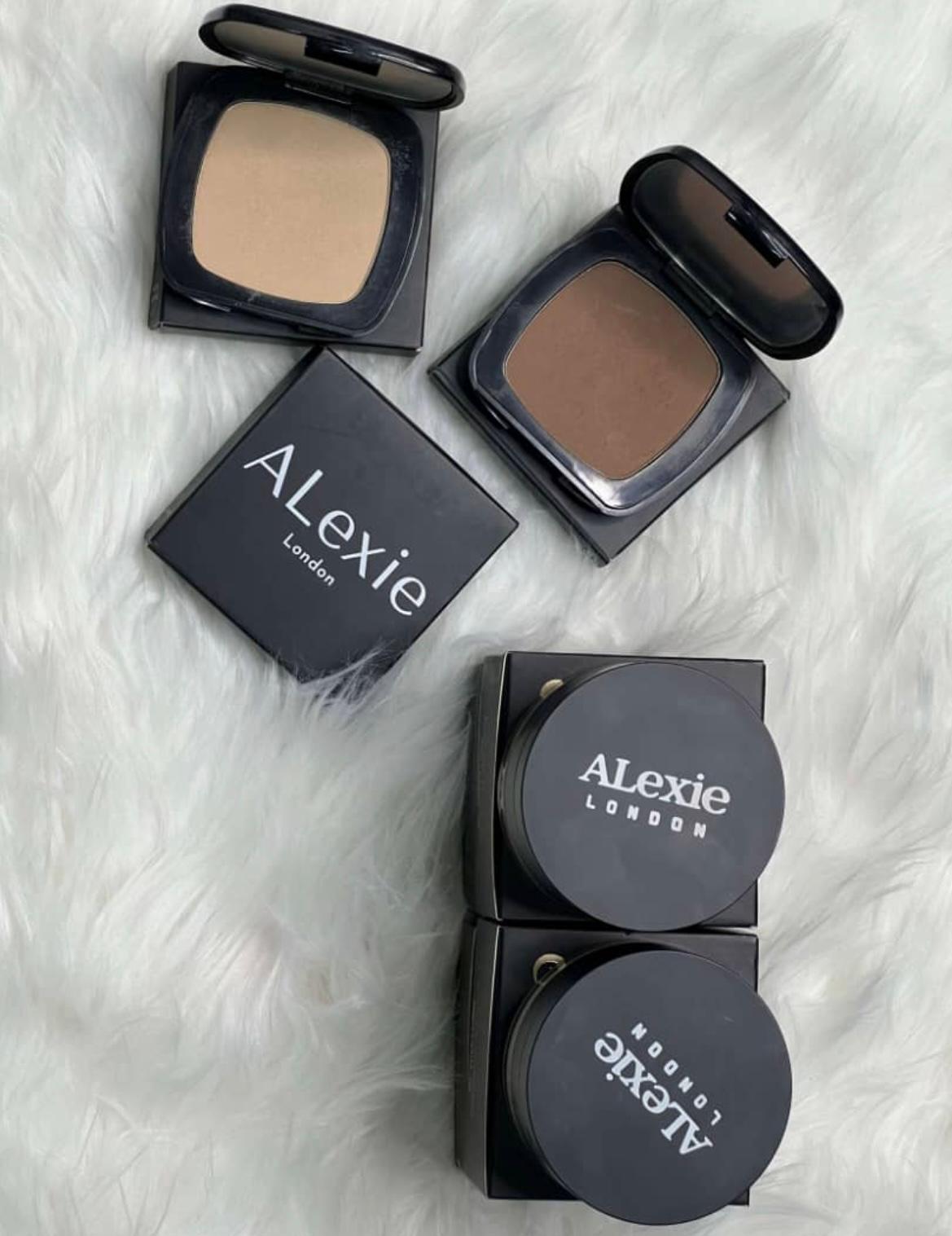 COMPACT POWDER 