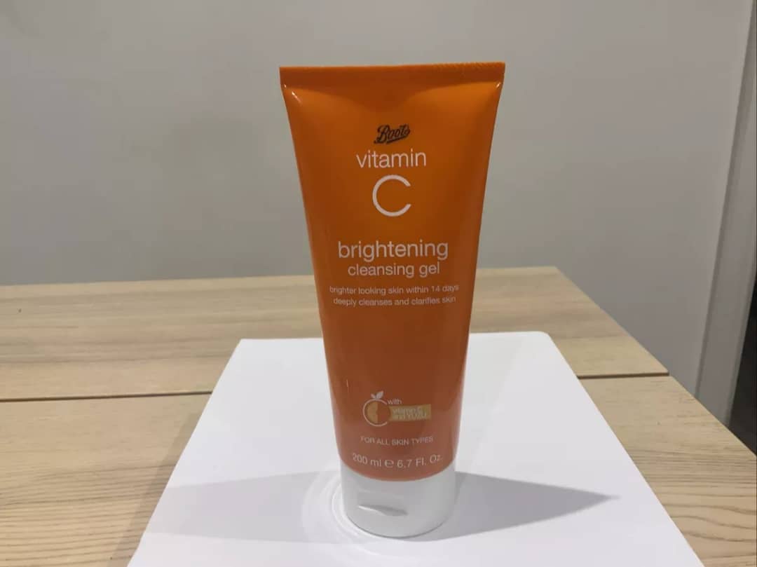 Boots Brightening Cleansing Gel 
