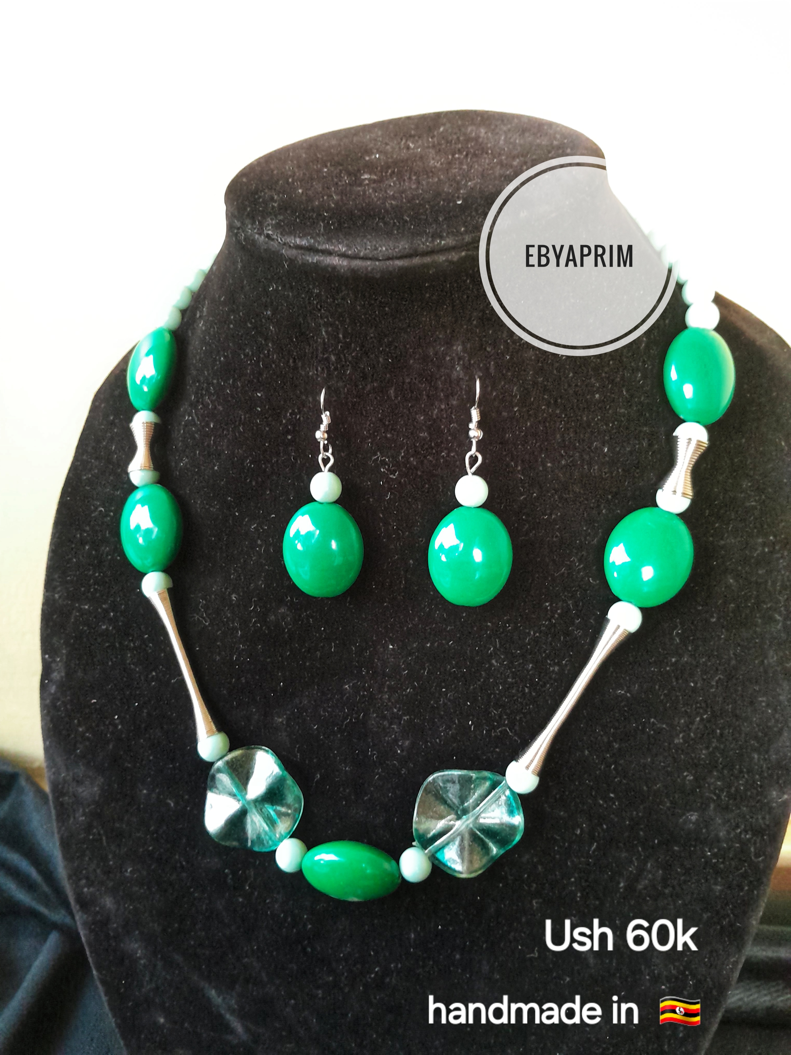 Green floral shaped set
